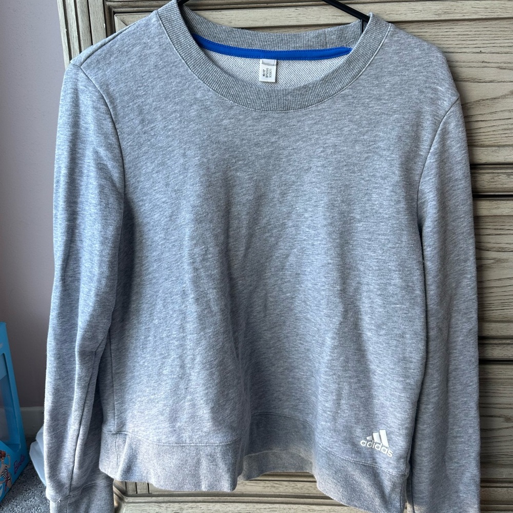 adidas gray crewneck
